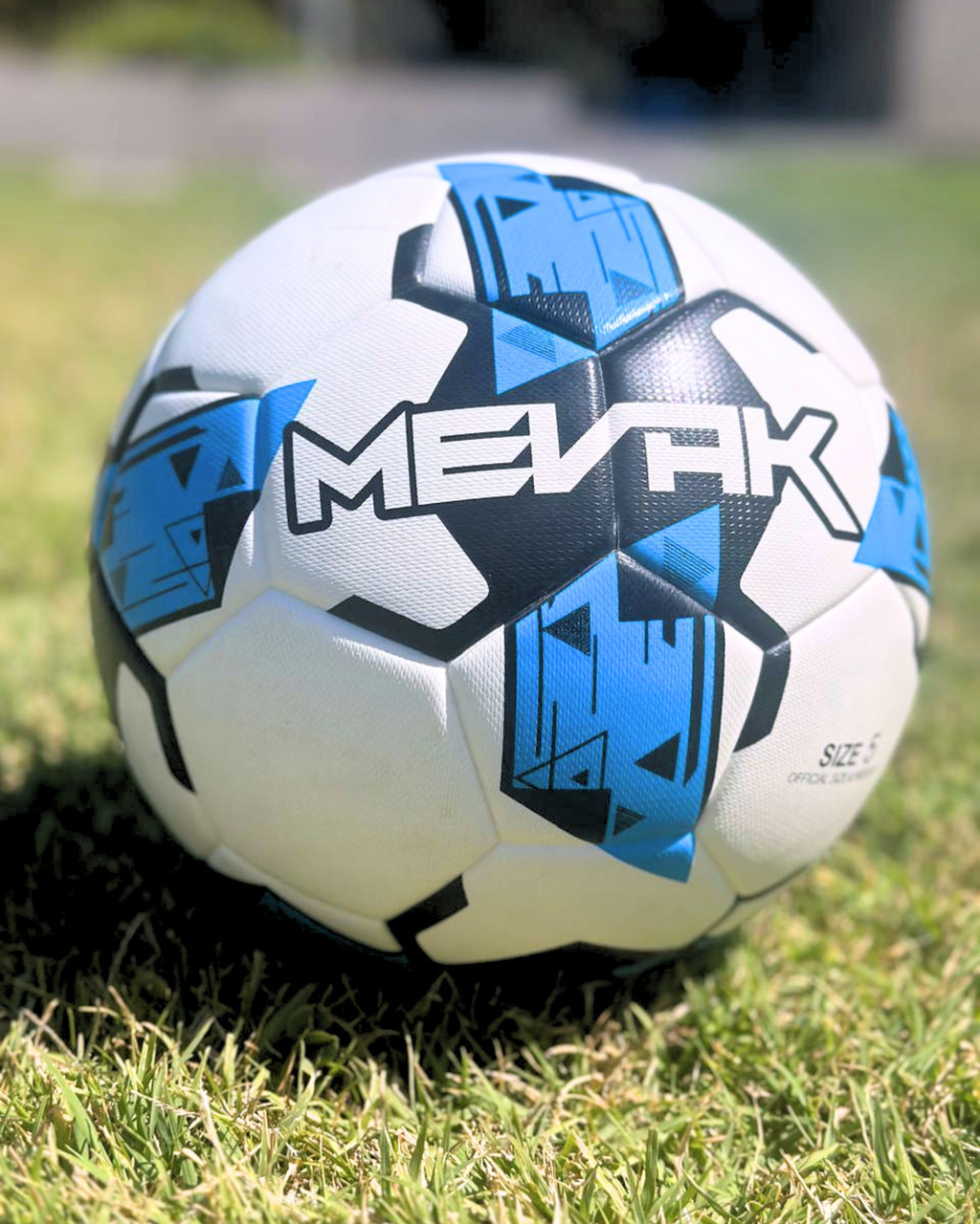 Balón de Fútbol Híbrido Modelo Cordillera
